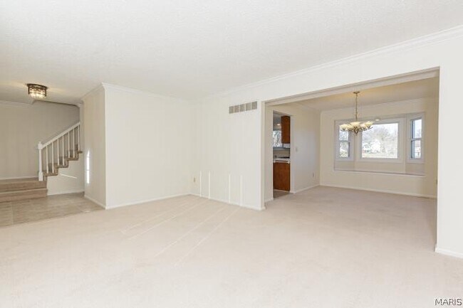 Building Photo - 77 Atwater Dr