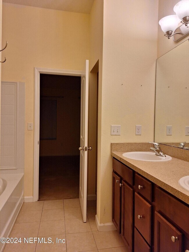 Building Photo - 13360 Ocean Mist Dr