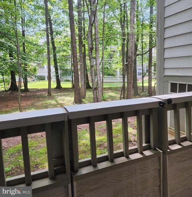 Building Photo - 13070 Autumn Woods Way