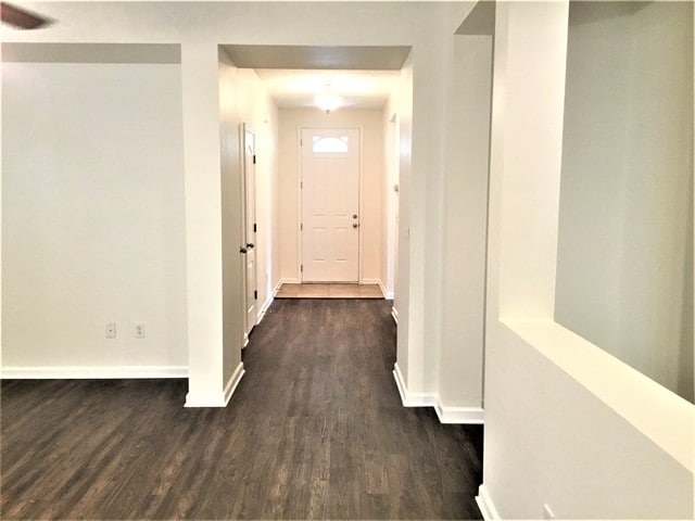Building Photo - 760 Rembrandt Ave