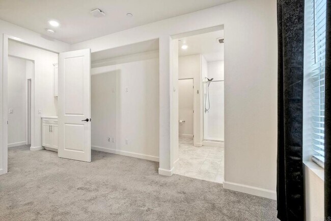 Building Photo - 4336 Harbor Way