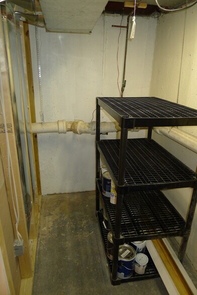 Building Photo - 278 Valley View Road