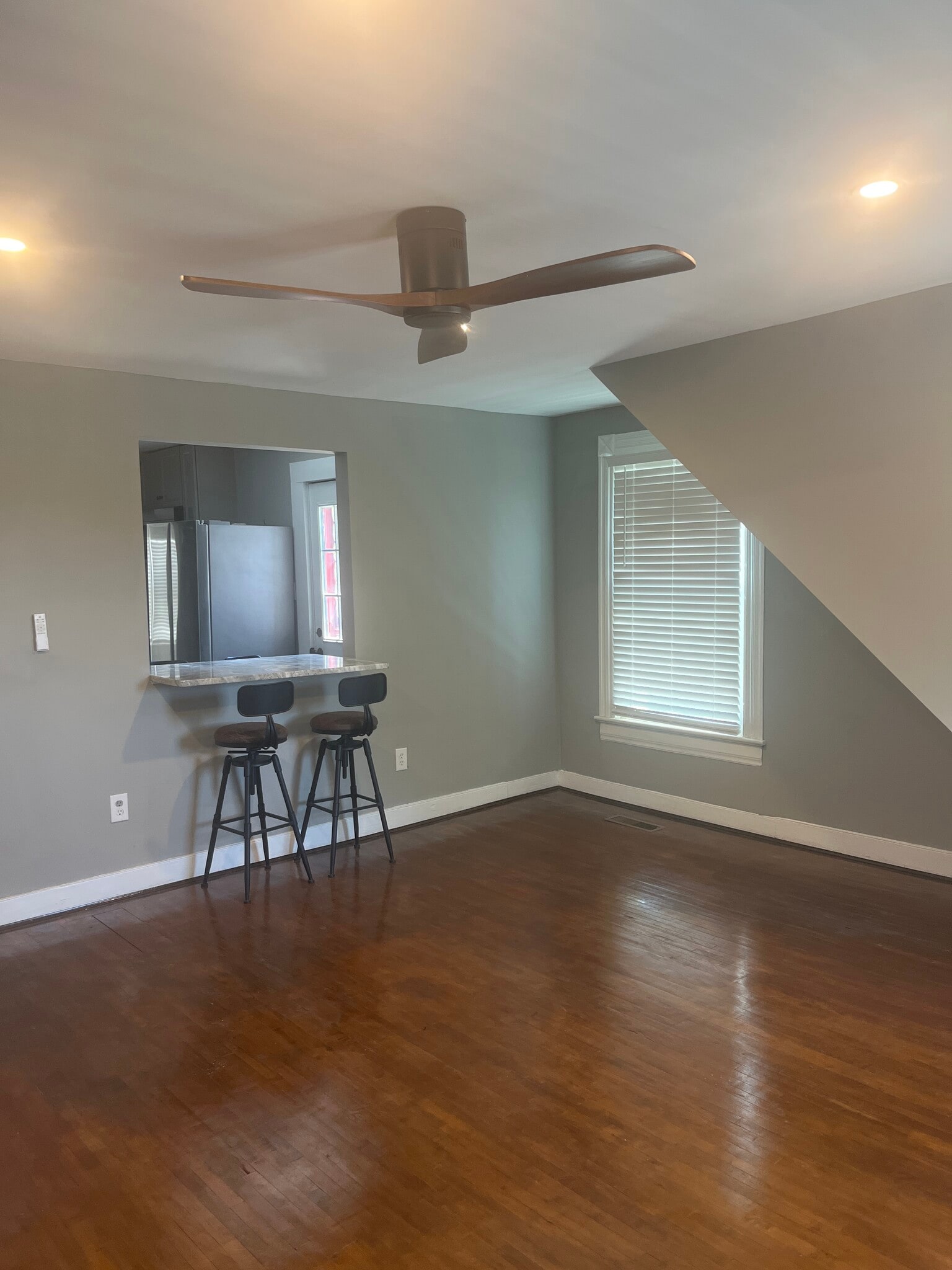 Building Photo - 110 Front St