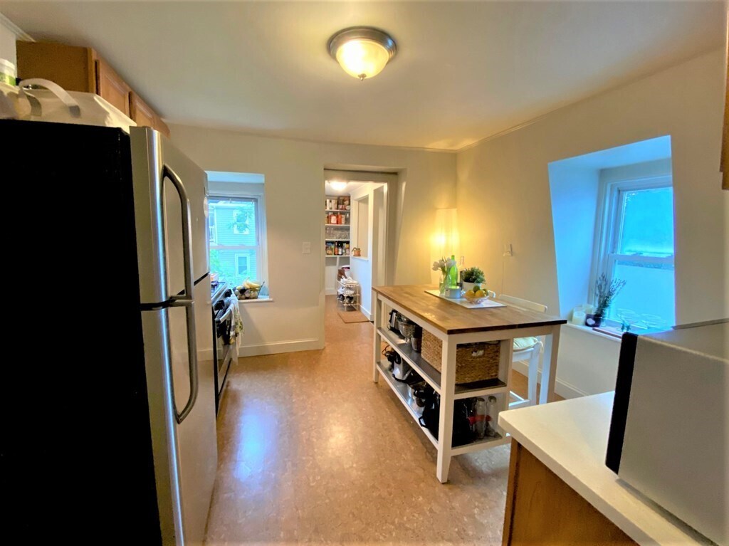 Building Photo - 1 Mead St