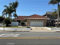 Building Photo - 4811 Sharon Dr