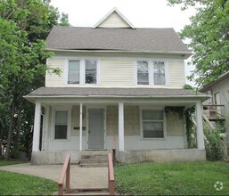 Building Photo - MGAM-1506 E main st