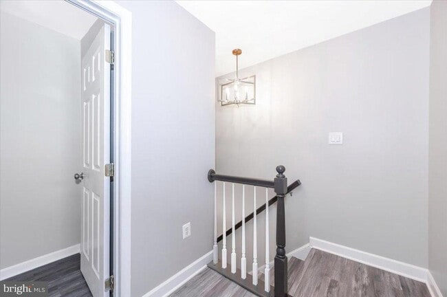 Building Photo - 12284 Bandera Ln