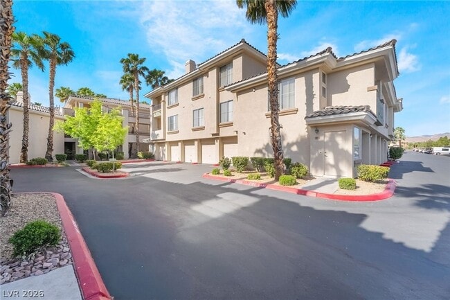 Building Photo - 7103 S Durango Dr