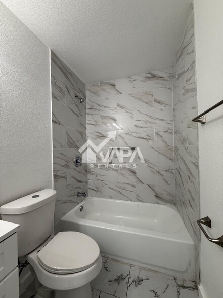 Building Photo - 7331 Glen Trail