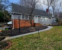 Building Photo - 49 Fayson Lakes Rd