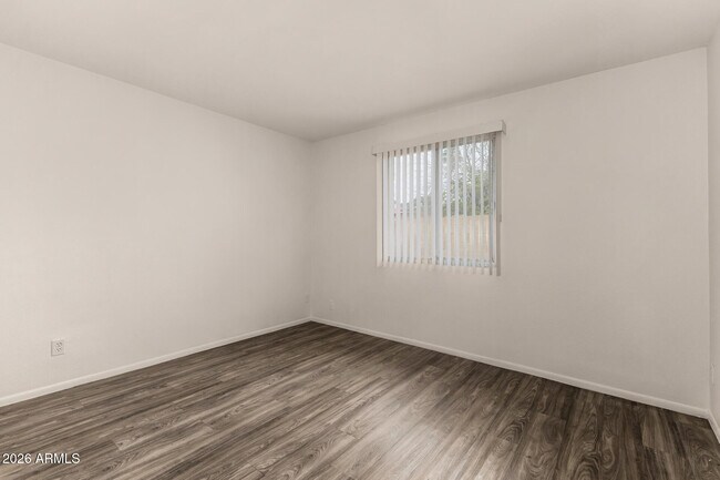 Building Photo - 1976 E Del Sur Dr