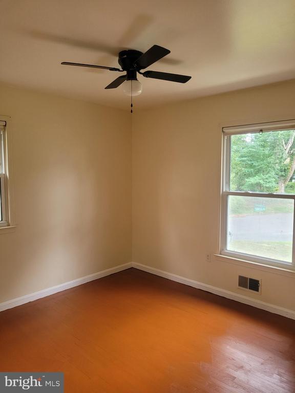 Building Photo - 11801 Fairgreen Ln