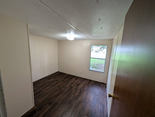 Building Photo - 85 Ransdell Ln