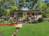 Building Photo - 134 Phillips Ave