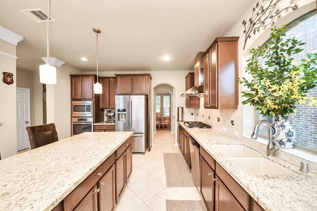 Building Photo - 3422 Stone Springs Dr