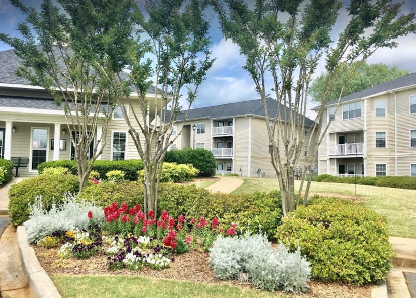 Crescent Pointe 1500 S Oak St Seneca SC 29678 Apartment Finder