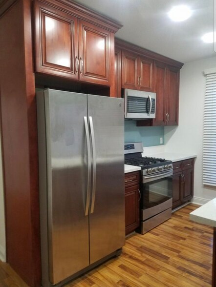 Building Photo - 259 Chautauqua Ave