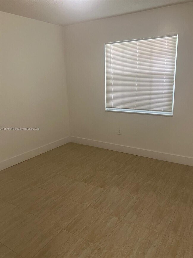 Building Photo - 17001 SW 146th Ct