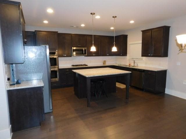 Building Photo - 4652 Sweetwater Ave