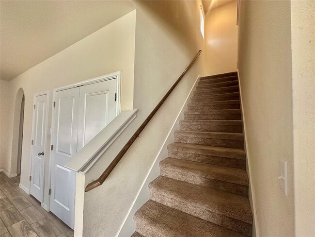 Building Photo - 8164 Daisy Cutter Crossing