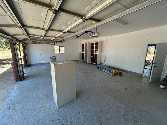 Building Photo - Remodeling almost done on this country hom...