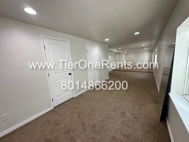 Building Photo - This property offers a NO DEPOSIT option available for qualified renters!