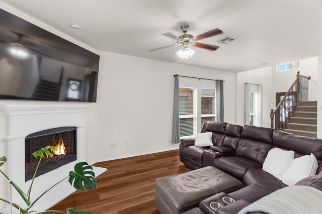 Building Photo - 8820 Tenderfoot Ln