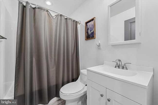 Building Photo - 1331 S Woodstock St