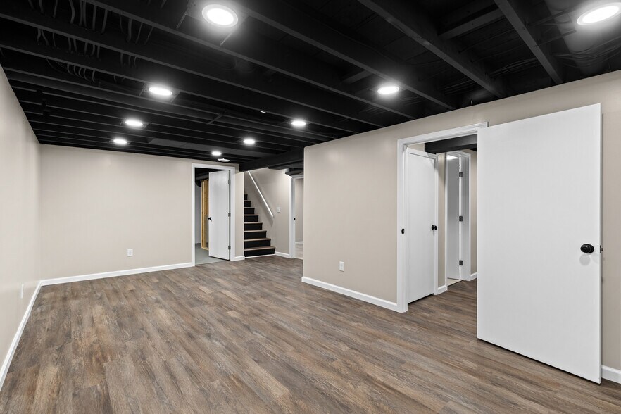 Building Photo - 1411 Caulks Hill Rd