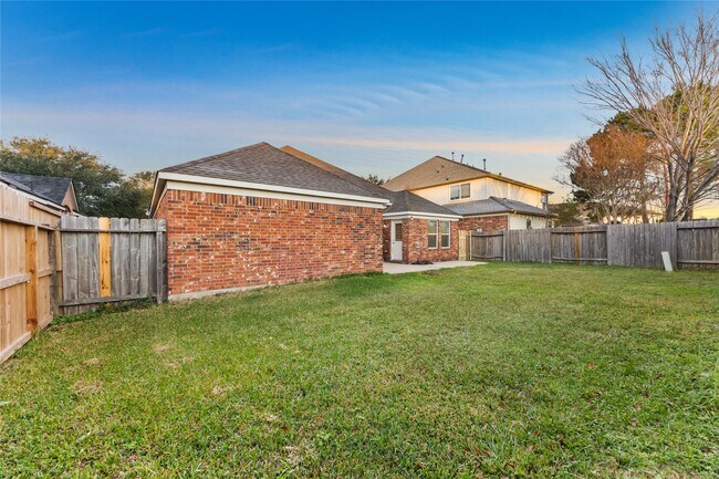 Building Photo - 15410 Redbud Dale Ct