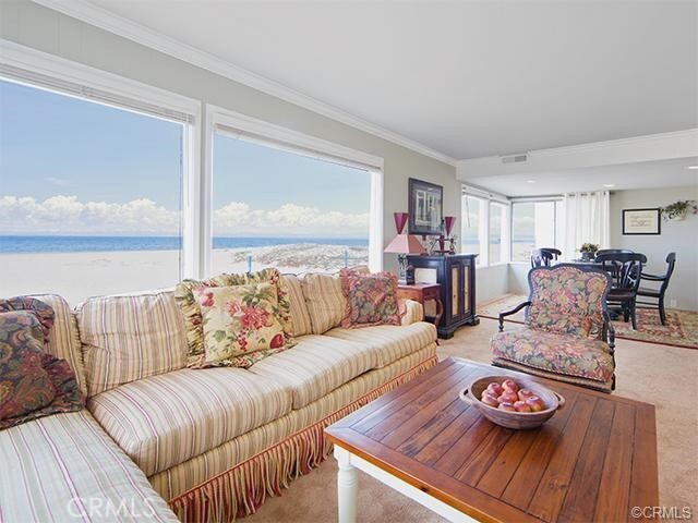 Building Photo - 1560 E Oceanfront