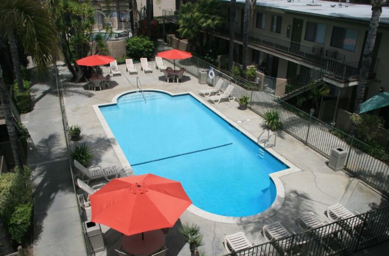 Building Photo - 841 W La Habra Blvd