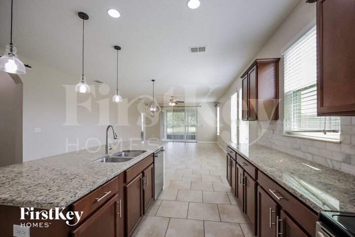 Building Photo - 2390 Sequoia Way