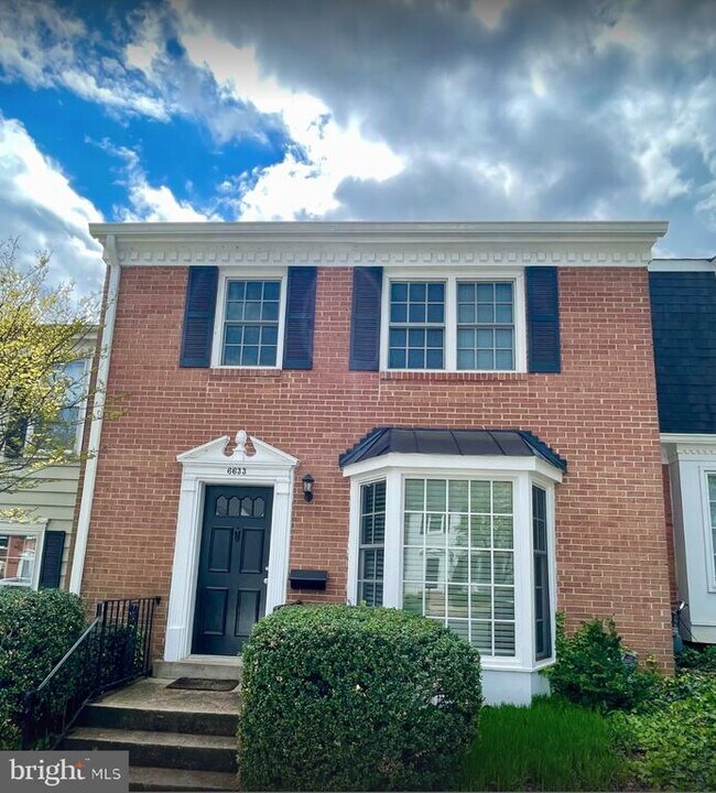 Building Photo - 6633 McLean Ct