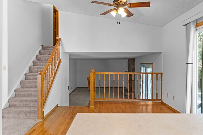 Building Photo - Spacious 4 Bedroom Home in Longmont