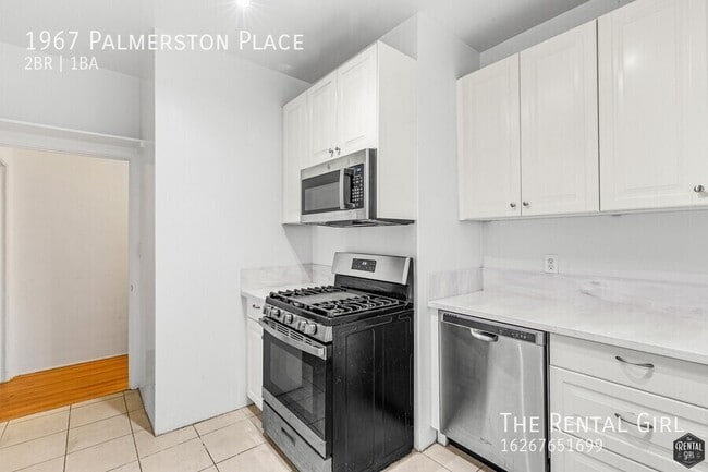 Building Photo - 1967 Palmerston Pl