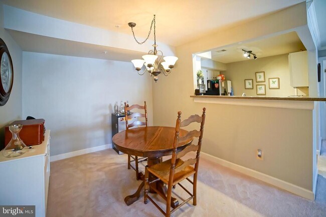 Building Photo - 12205 Fairfield House Dr