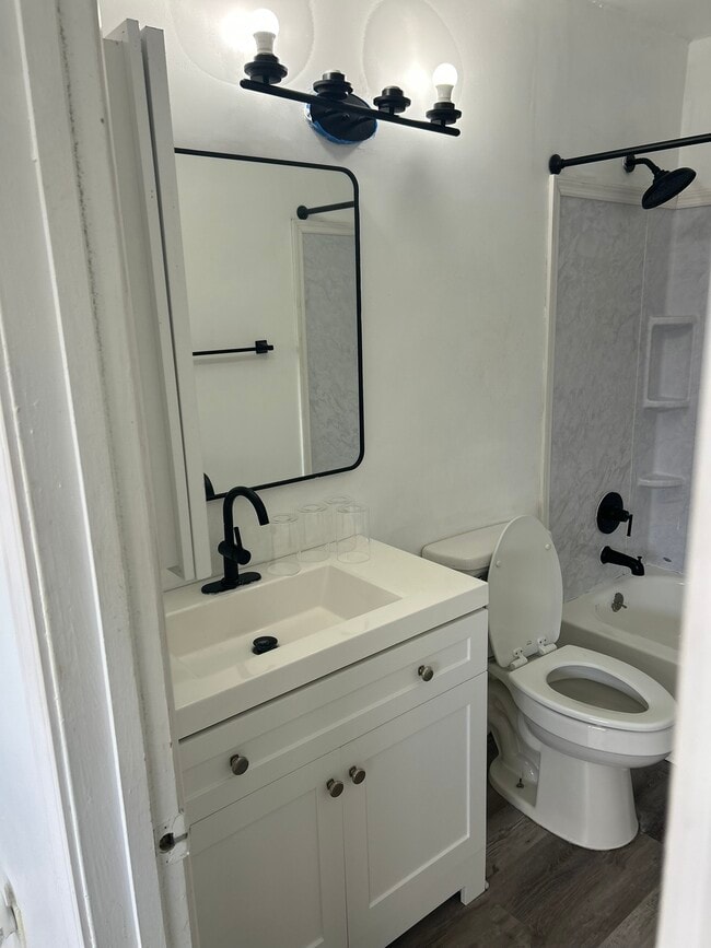 Building Photo - 3980 Crayrich Cir