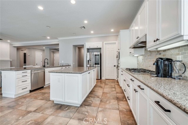 Building Photo - 610 Barbre Ln