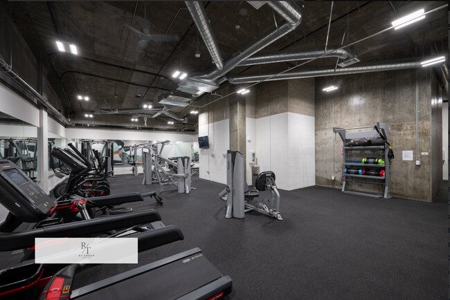 Building Photo - Modern 1-Bedroom Condo with Rooftop Amenities in Pasadena