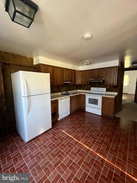 Building Photo - 7606 Woodyard Rd