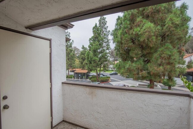 Building Photo - 5046 Collwood Way