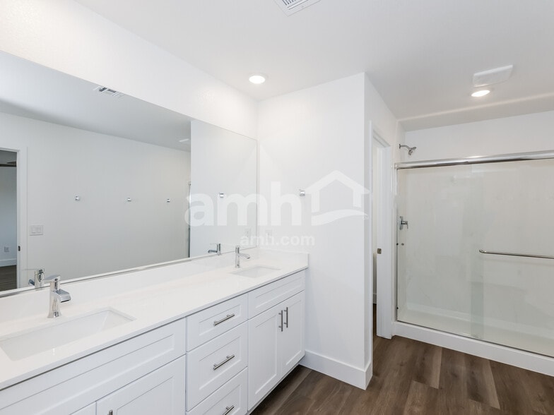 Building Photo - 9486 Aldersyde Dr
