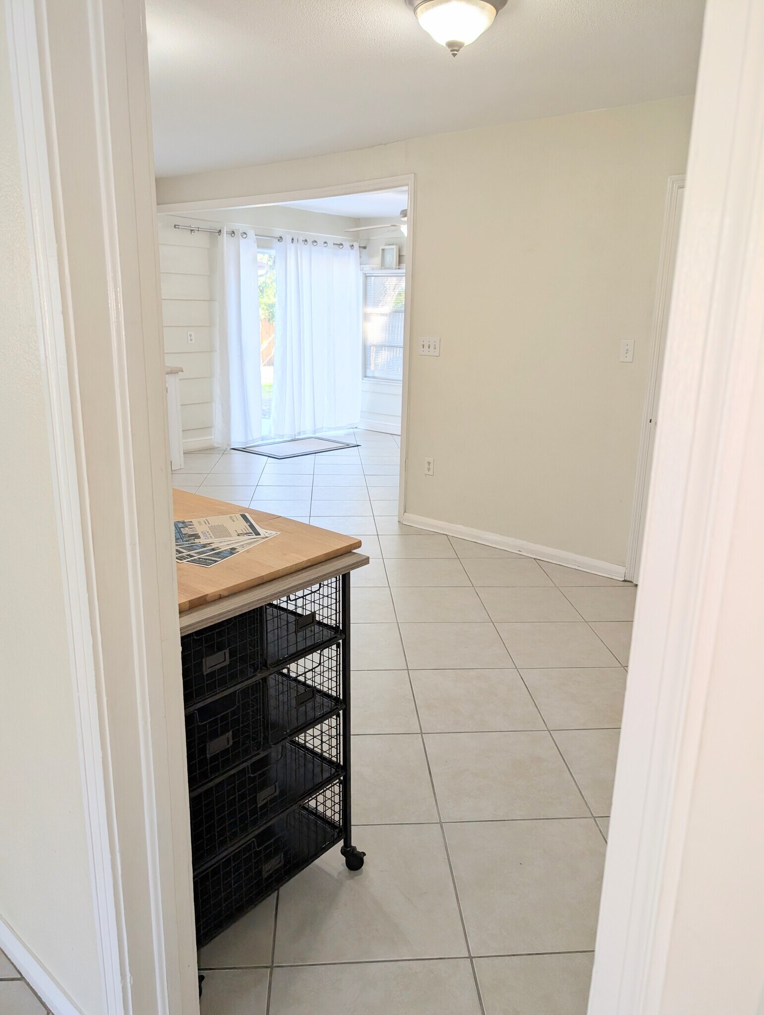 Building Photo - 1010 Indian Beach Dr