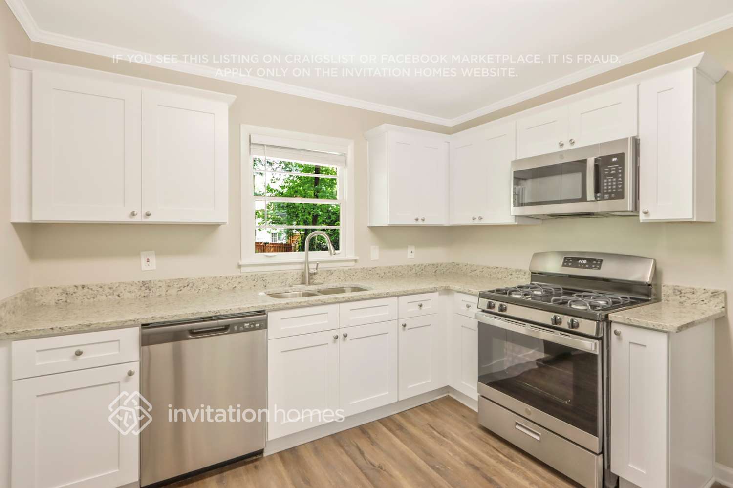 Building Photo - 2307 Ithica Dr SE