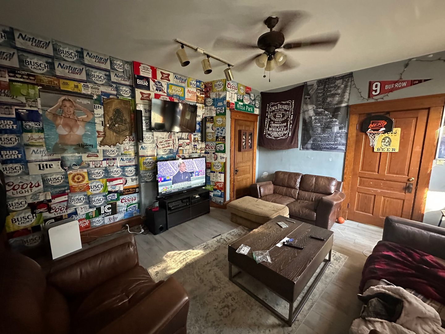 Building Photo - 2317 Flora St