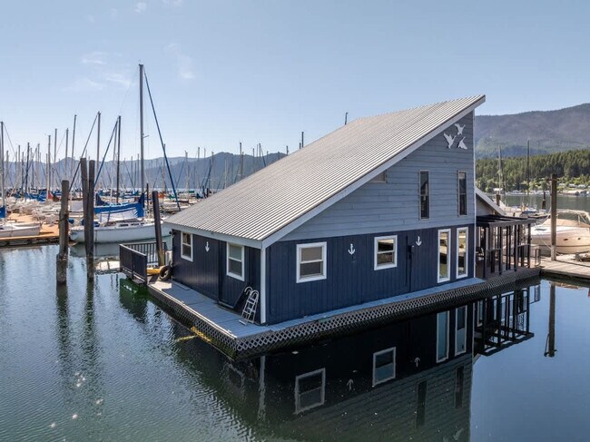 Building Photo - 34547 N Limekiln Rd