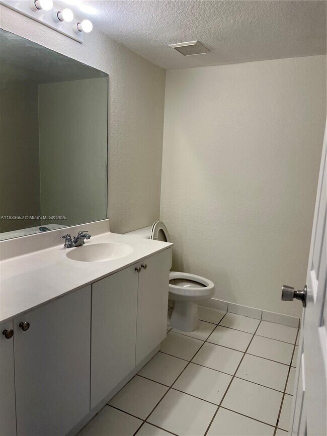 Building Photo - 15470 SW 284th St