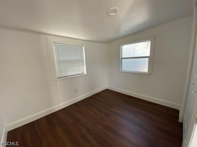 Building Photo - 717 Burdick Ave