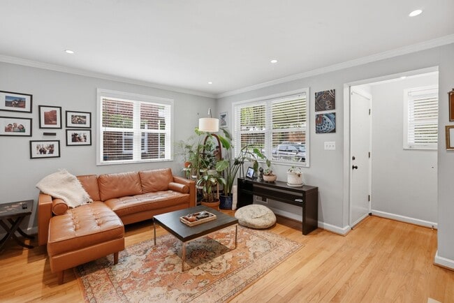 Building Photo - Michigan Park Townhome | 4 Bed | 2.5 Bath | 1,700 Sf | Fenced-in Front & Backyard w/ Deck